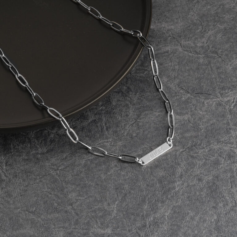Paperclip Necklace With Small Nameplate