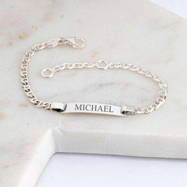 Engraved Bar Bracelet for Kids 