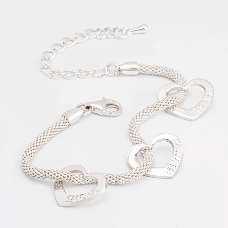 Heart Bracelet for Moms with Kids Names 