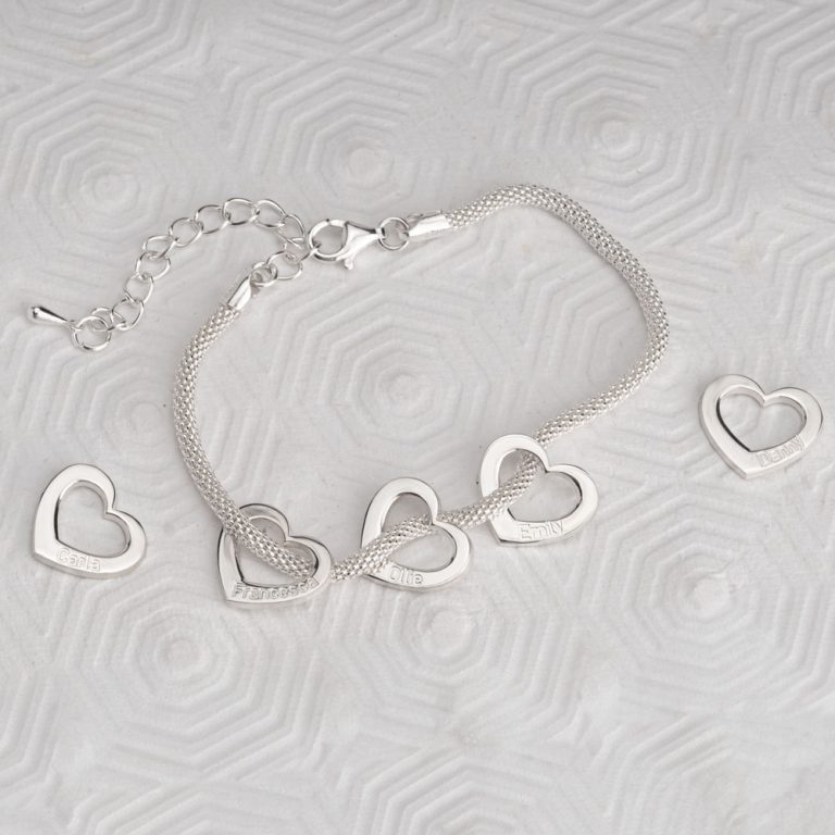 Heart Bracelet for Moms with Kids Names 
