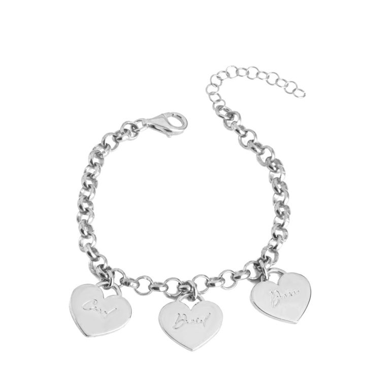 Personalized Bracelet for Mom With Engraved Hearts