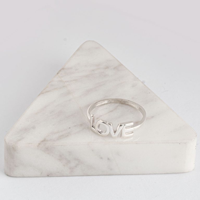 Dainty Love Ring
