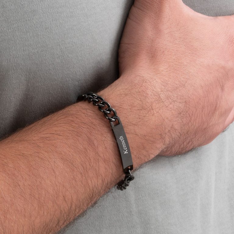 Black Bar Bracelet for Men – Personalized Curb Chain Design