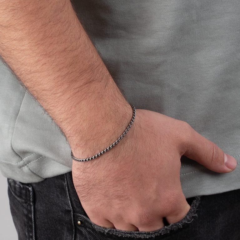 Delicate Twisted Chain Bracelet for Men