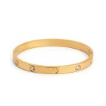 צמיד קשיח לאישה עם לבבות ושיבוץ זירקונים