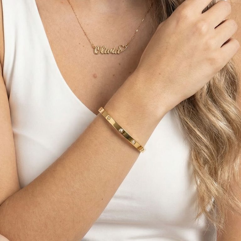 Minimalist Bangle Bracelet with Cubic Zirconia 